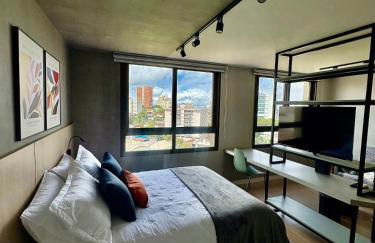 Modern studio, close to everything with garage and air conditioning - Foto 13