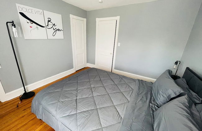 Charming 1BR Apartment Near Train Station - Foto 1