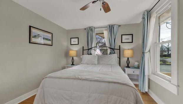 OSH Walk to Main St - Foto 2, Habitación