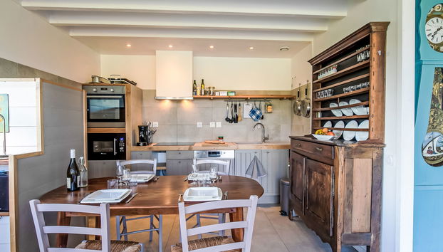 Kitchen / Dining Room