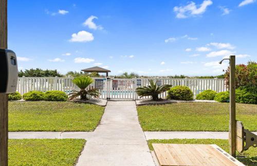 Southern Shores Oak Island Oceanfront with Pool Villa - Foto 42
