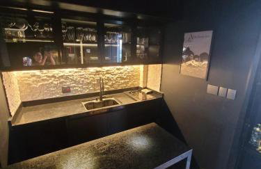 Morumbi, Apartamento Pub, SPA com hidromassagem, PISCINA Aquecida PRIVATIVA, LAREIRA, tudo que você precisa para descansar, trabalhar ou realizar aquela comemoração! Com total conforto e PRIVACIDADE! O Apt Nota 10 de SP! - Foto 58