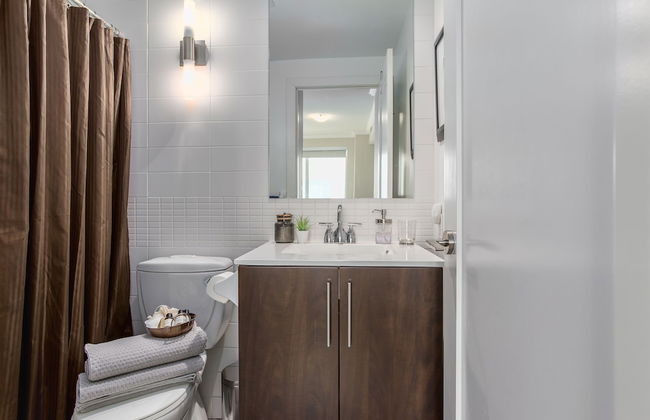 QuickStay - Modern 2-Bedroom Condo, Panoramic City Views - Foto 22