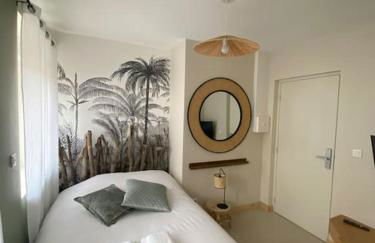 Maison 200m2- 9 chambres avec sdb - 16-18 personnes - séminaire-Proche Centre-Ville-Gare et Arena-terrasse - Foto 22