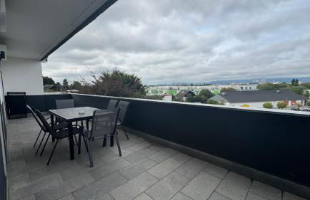 Exklusive Wohnung für 8 Personen mit großem Balkon - Foto 11