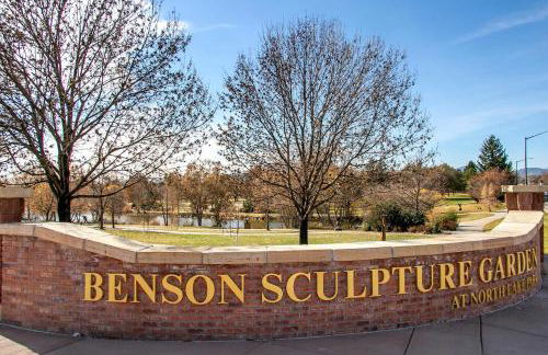 Cozy Chic Home in Downtown Loveland! - Foto 58