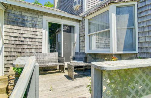 Less Than 1 Mi to Beaches Home with Deck in Oak Bluffs - Foto 23