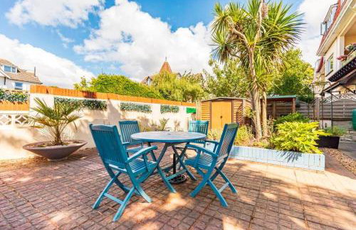 PRINCES COURT by BOURNECOAST- Holiday Apartment with Patio Garden, Parking and WIFI - FM8455 - Foto 22