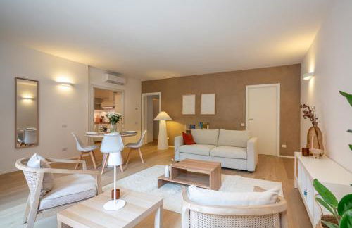 Suite at the Tower - 20 minutes from Milan and Como, 10 minutes from Monza - Foto 3