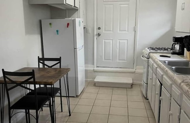 The Van Zant House - Photo 16