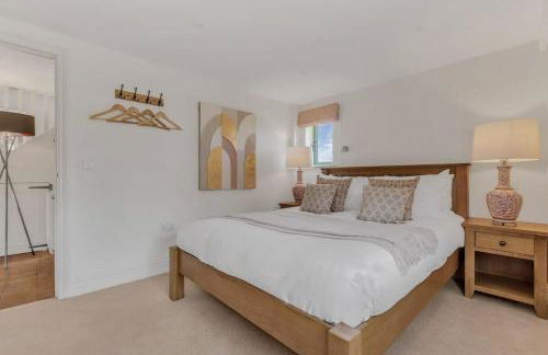 Honeysuckle Cottage - Hot Tub Packages Available - Photo 28