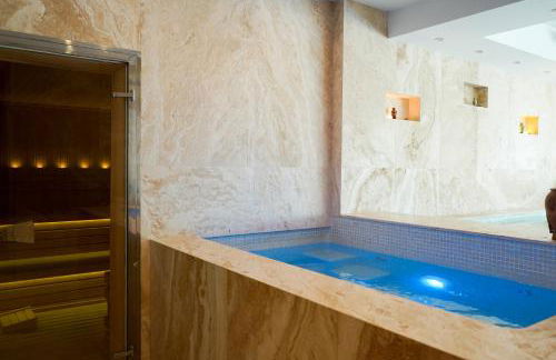 Huge Golf and Spa Mansion 8 min from Puerto Banus - Photo 71