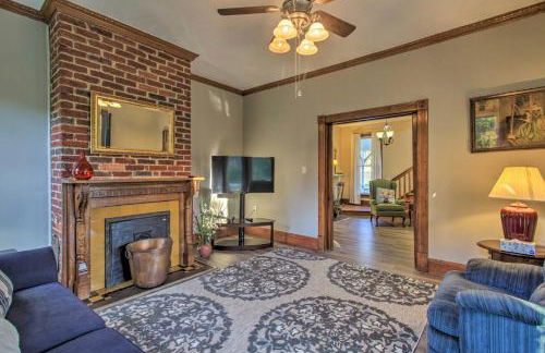 Mtn Views and Idyllic Setting! Clifton Forge Retreat - Foto 6