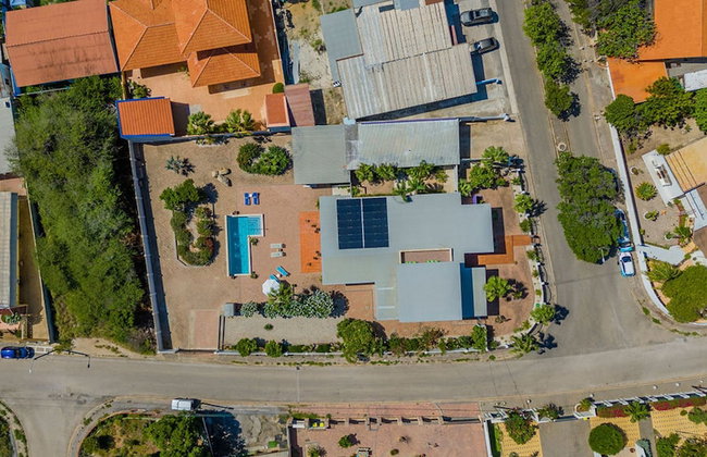 Spacious 4BR Villa Private Pool Cozy Location - Photo 56