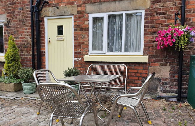 Martin Lane Farm Holiday Cottages - Photo 55