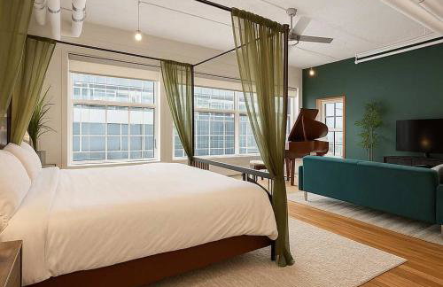 Moss & Oak - King Bed - Grand Piano - TOP FLOOR - Foto 12