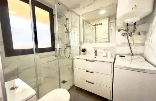 Aloha Playa Deluxe WiFi Swimming Pools & Parking - Foto 11