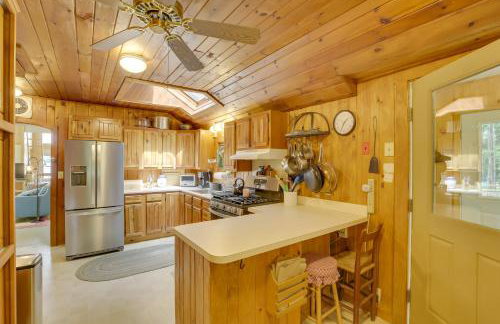 Waterfront Raymond Vacation Rental with Boat Dock! - Foto 16