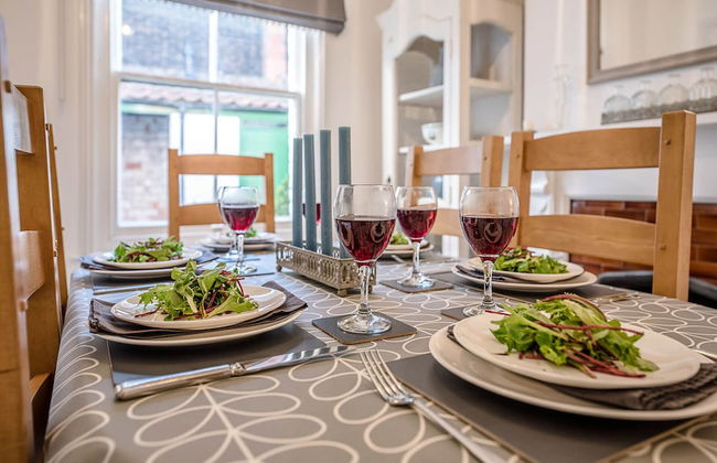 Bonheur, 16 Bartholomew Green, Southwold - Photo 27