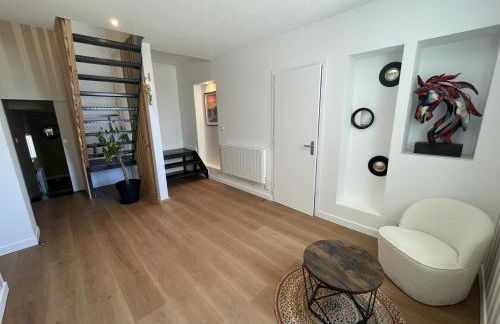 Gîte de Charme à Avoine avec Spa Privé et Jardin - FR-1-381-621 - Foto 34