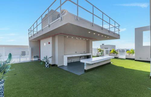 Resort-Style 1 Bed Condo with Pool Parking Rooftop & Gym - Foto 25