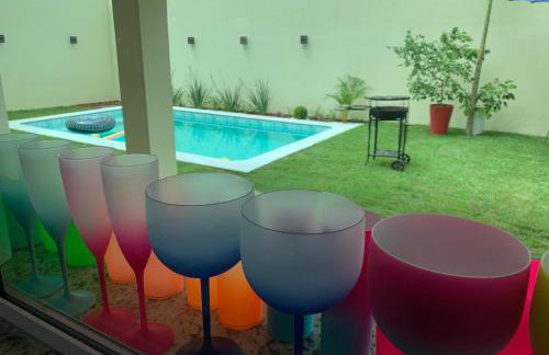 Casa 3 Suites COM Piscina Privativa - ao lado de Vilas do Atlântico! - Foto 4