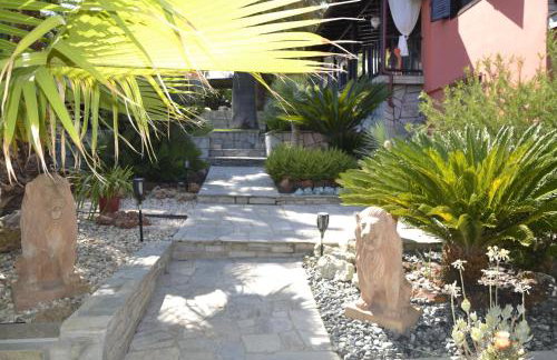 Monica's Tropical Villa - Foto 25