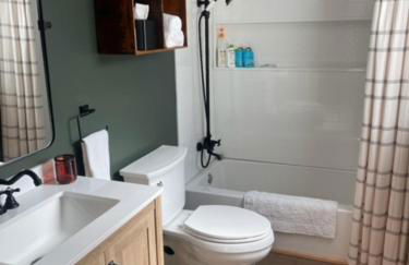 Private Cottage with Hot Tub in the Woods - Foto 9