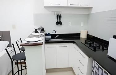STUDIO - PRAIA de BOTAFOGO - 400m do Metrô Botafogo - Excelente Localização - Wi Fi - Bares, Restaurantes e 2 Grandes Shoppings - Portaria 24h - TV Claro e Steams - Foto 21