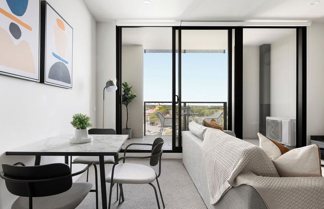 Caulfield Apartments by Urban Rest - Photo 8