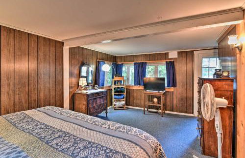 Life on the Lake with Private Dock and Fire Pit! - Foto 13