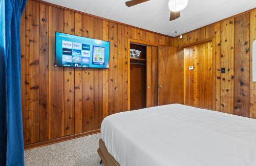 Spacious Family Home - 10 Mins to Cartersville - Photo 20