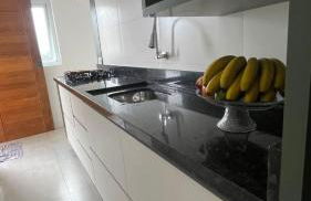 Beira-Mar Sofisticado com Vista Mar e Piscina - Foto 9