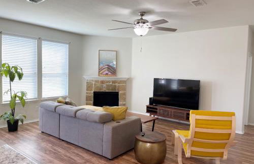 Family Perfect with Fireplace Vacation Home - Foto 6