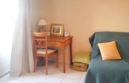 Maison de charme à Primelin avec jardin et parking privé - Foto 3