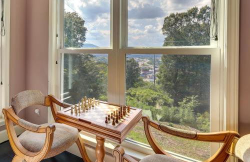 Mountain View Ridge Retreat, King, Queen, & Loft with 2 Twins - Foto 6