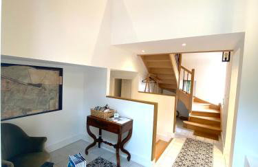 Le Pressoir du Château de Neuville - Piscine chauffée - Jeux - Forêt - Foto 54