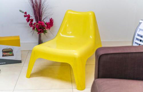 Exquisite 2-Bedroom Penthouse-Sleeps 7-Free Parking with Workspace & High-Speed WiFi - Foto 36