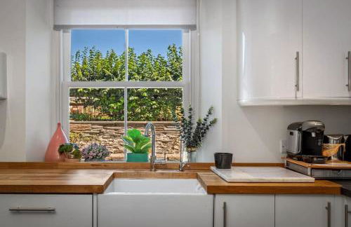 Luxury three bedroom coastal cottage - Foto 8