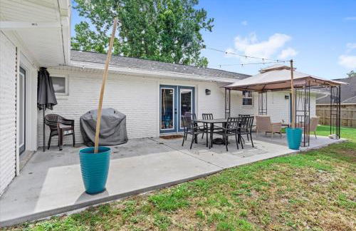 Ranch Home Gem 5BR Home Sleeps 12 with Game Room - Foto 40