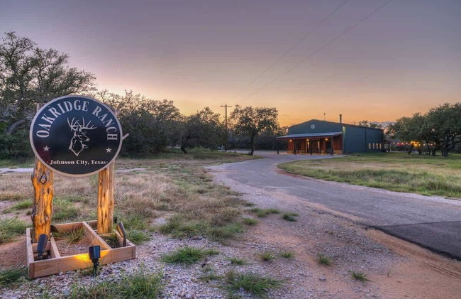 Oakridge Ranch: Pool + Hot-tub, Pickleball Court, Whiskey & Wine Room - Foto 129