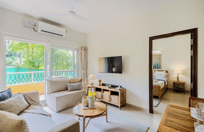 Alaya Stays Veera Marina 1BHK with Pool - Foto 26