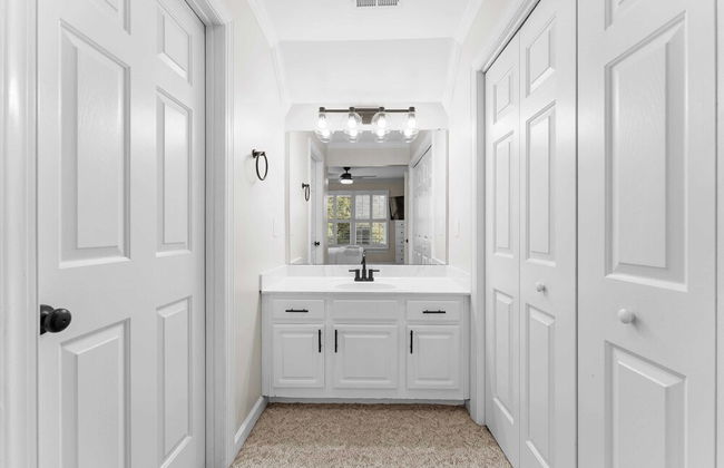 Shoreway Cove by Avantstay Waterfront, Pool, Dock - Foto 34