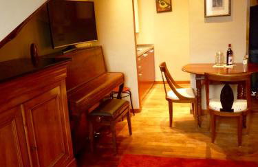 Santi apartment in the heart of Turin - Foto 1