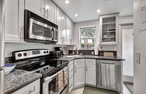 Magnificent Beach Townhome Steps from Atlantic Ave - Foto 35