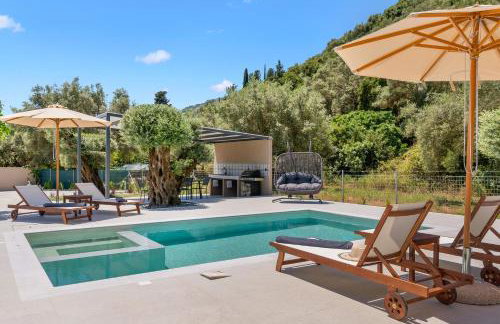 Luxury Waterfalls Villa Nidri Privet Pool Jaccuzi - Photo 32