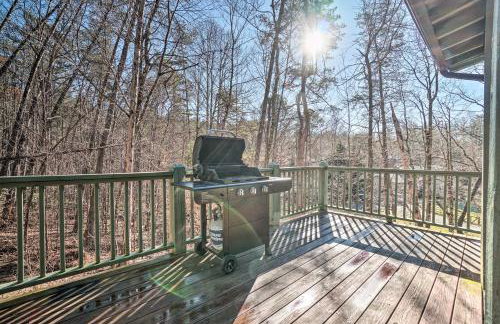 Outdoor Adventure - Charming Cabin w/ Hot Tub - Foto 24