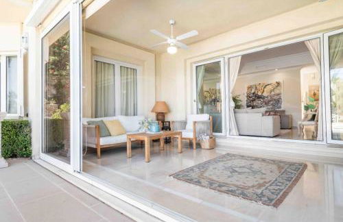 Luxury Sea View Villa with Pool & Terrace REMS - Photo 21