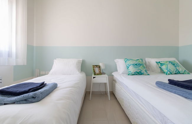 New Building 2 BR 2 Bathrooms Parking - Foto 2