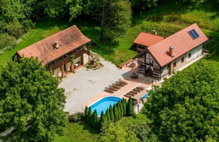 Vila Countryhouse Pijevci - Foto 1